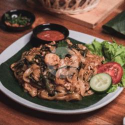 Kwetiau Kangkung Belacan   Lapciong