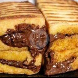 Roti Bakar Choco Crancy Goldenfil