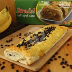 Choco Banana Strudel