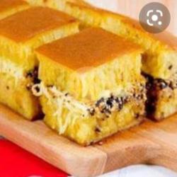 Martabak Keju Coklat Free Kopi Hitam