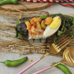 Nasi Bakar Ayam Rica