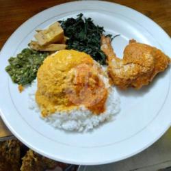 Nasi   Ayam Kalio, Sayur, Sambel