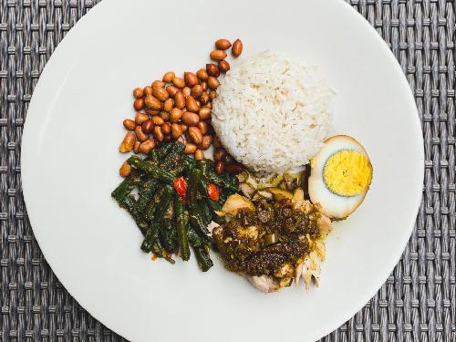 Nasi Campur Ayam Betutu Vegan By Nekmie Kitchen, Dewi Sri