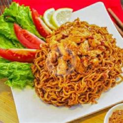 Mie Telor Goreng Ayam