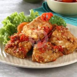 Tahu Penyet   Sambal Merah / Ijo