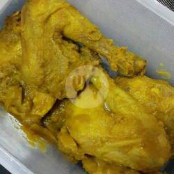 Ayam Bumbu Lengkuas Khas Jakarta