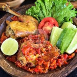 Ayam Broiler Goreng Sambal Korek