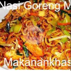 Nasi Goreng Mawud Sosis