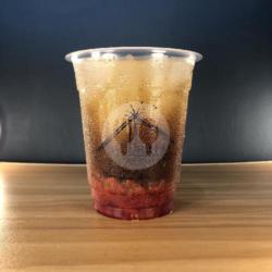 Sparkling Strawberry Cold Brew