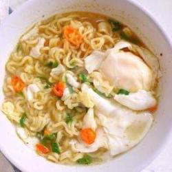 Indomie Rebus Plus Telur