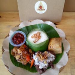 Nasi Gudeg Krecek   Tahu/tempe Bacem