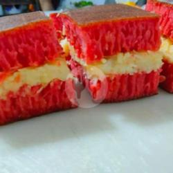 Redvelved Keju Susu