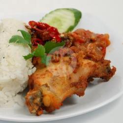 Lalapan Ayam Potong  Nasi  Sayuran