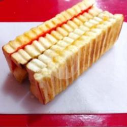 Roti Bakar Stobery. Nanas .susu