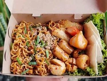 kedai ce'es, CICURUG
