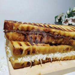 Roti Bakar Coklat Crunchy - Keju