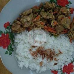 Nasi Gila Daging Sapi