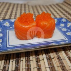 Salmon Tobiko Nigiri.