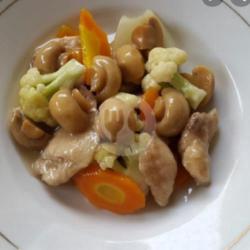 Ayam Cah Jamur