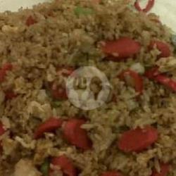 Nasi Goreng Sosis Campur Telur Dan Ayam Suwir