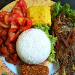 Nasi Rames Ikan Nila