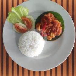 Nasi Cumi Saus Padang   Ice Tea