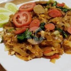 Kwetiaw Goreng Sosis