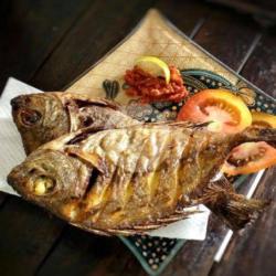 Ikan Baronang Goreng Kering