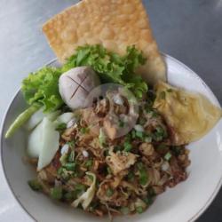 Pangsit Mie Jakarta   Bakso