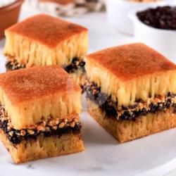 Terang Bulan Kacang Coklat