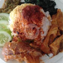 Nasi Kikil / Tunjang Komplit
