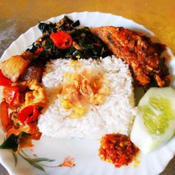 Nasi Campur Tongkol Pedas