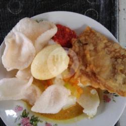 Lontong Sayur  Gorengan  Telur Bulet