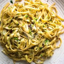 Fettucini Aglio Lio