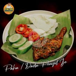 Paha / Dada Goreng Penyet Sambel Ijo