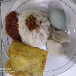 Nasi Uduk   Telur Asin