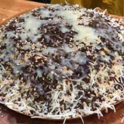 Martabak Manis Keju Kacang Coklat Wijen Susu