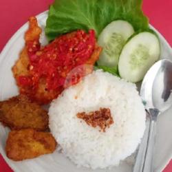 Nasi Ayam Geprek