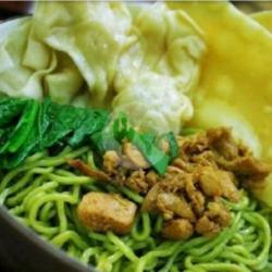 Mie Ayam Hijau ( Mie Sehat )