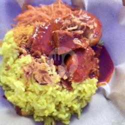 Nasi Kuning Telur Daging