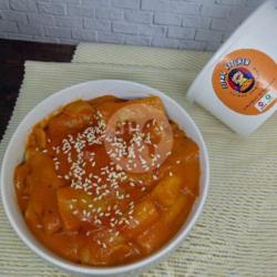 Topokki Odeng With Rose Cream Sauce