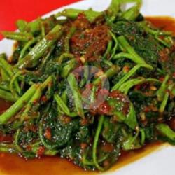 Cah Kangkung Tumis Terasi