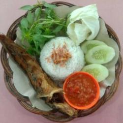 Ikan Lele Goreng Plus Nasi