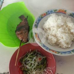 Nasi Campur Ikan Cakalang Bakar