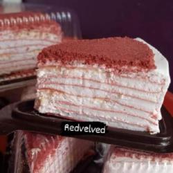 Mille Crepes Red Velvet