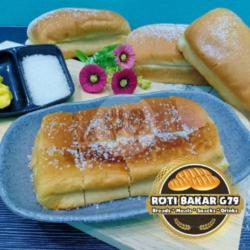 Roti Bakar Gula Mentega Susu