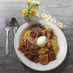 Paket Nasi Kuning Ayam Telur   Nasi Kuning Telur