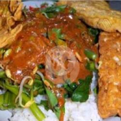 Nasi Pecel Tempe Panggang Banyuwangi