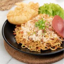 Mie Jatuh Cinta