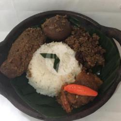 Nasi Gudeg Telur Tahu